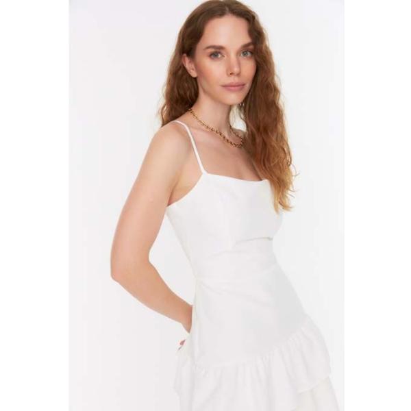 Robe Courte À Volants Et Doublure Écrue